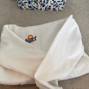 White surf etlantik hoodie